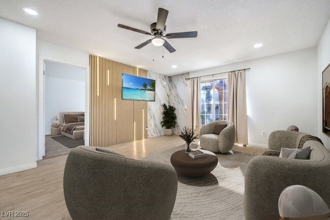 Building Photo - 3823 S Maryland Pkwy