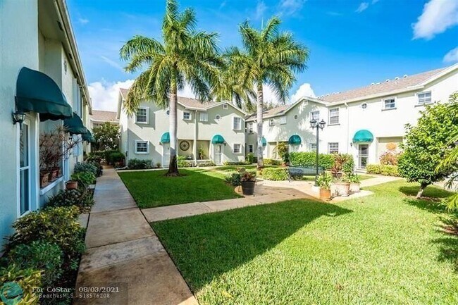 Foto del edificio - 221 Waterside Dr