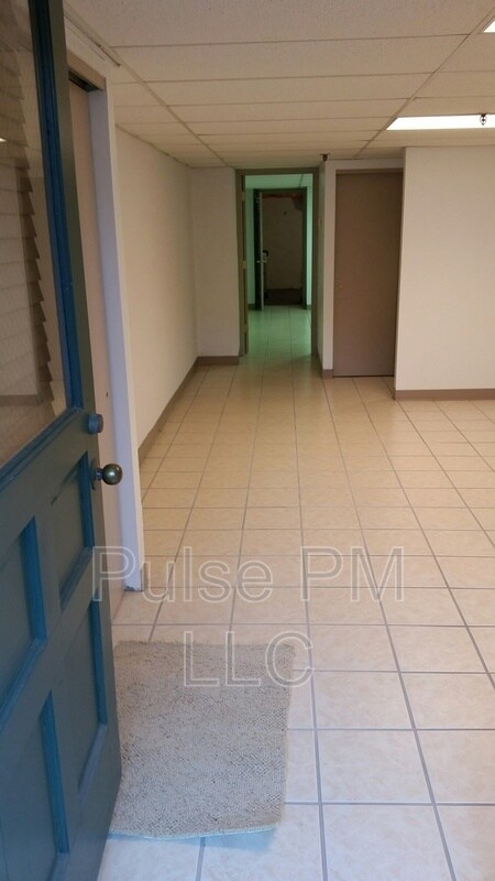 Foto del edificio - 112 E 5th St