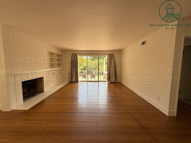 Foto del edificio - Recently Updated Three Bedroom Upper Hatton Fields Home