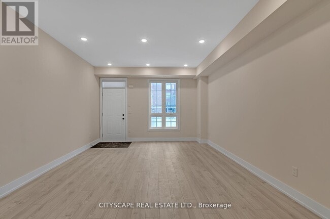 Building Photo - 3 Elsie Ln