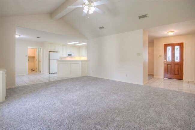 Building Photo - 103 Brittany Ln