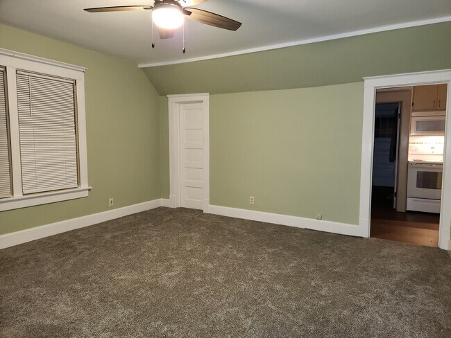 Foto del edificio - 614 Isabella St