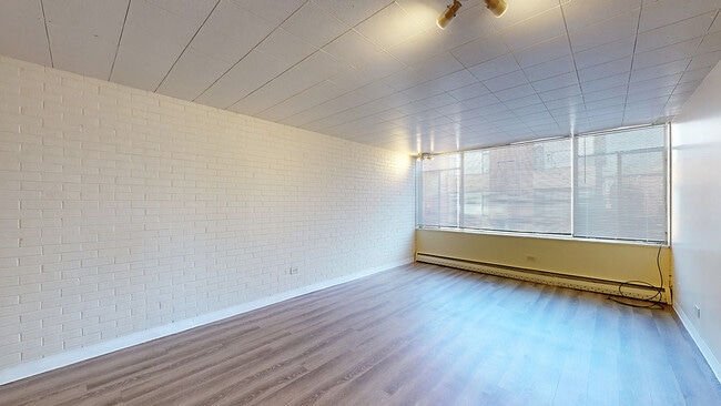 2 Bedroom 770sf - Four Winds