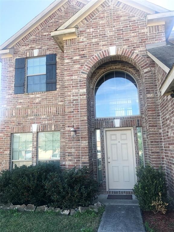 Building Photo - 9403 Camelia Crest Ln