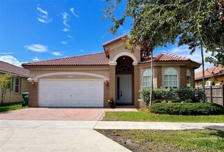 Building Photo - 8514 NW 111th Ct