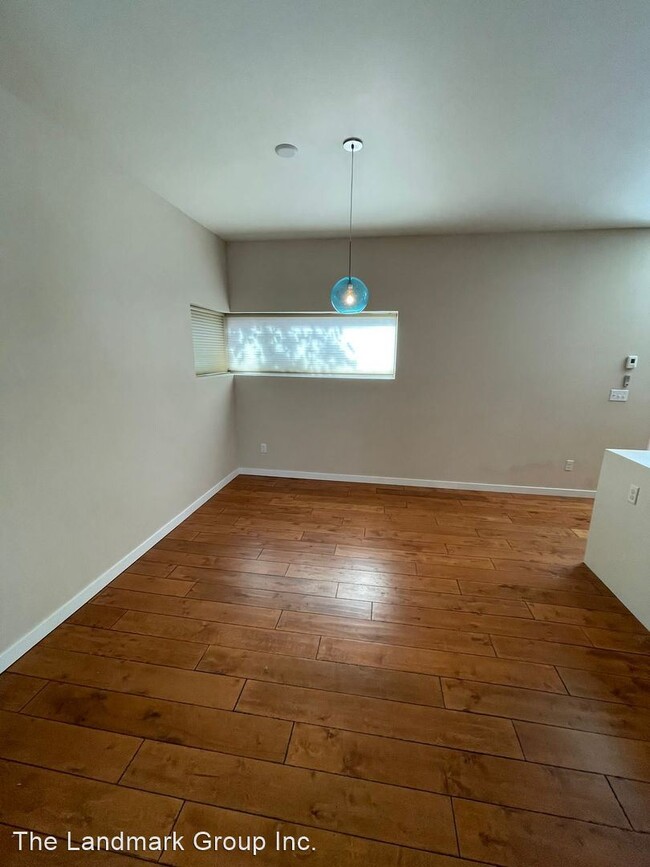 Building Photo - 3 br, 2 bath House - 4513 Renton Ave S