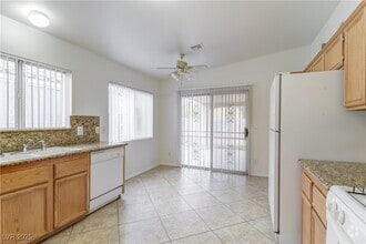 Building Photo - 4017 Hidden Oasis Ct