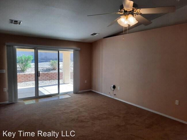 Foto del edificio - 4 br, 2 bath House - 3426 Mineral Park Dr.