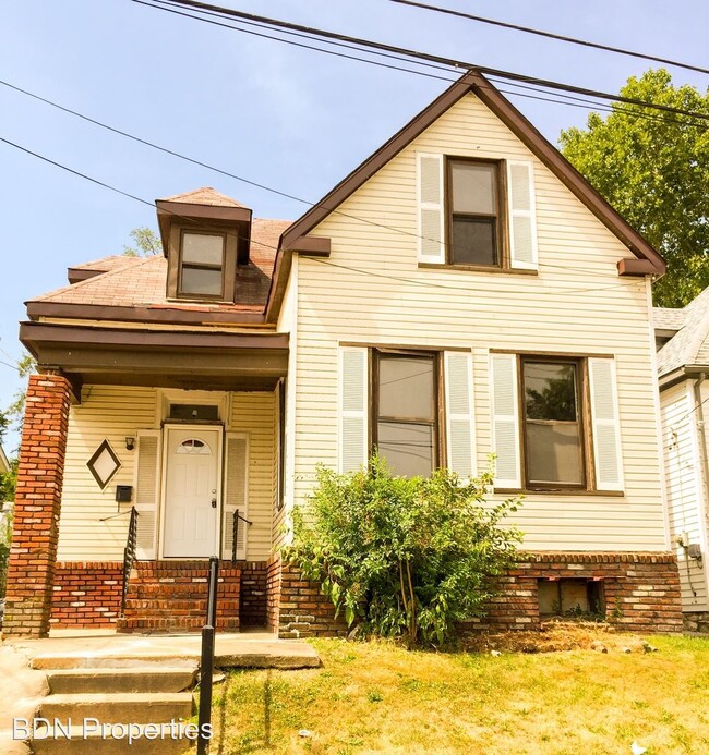 Building Photo - 3 br, 1 bath House - 714 Lagro Ave