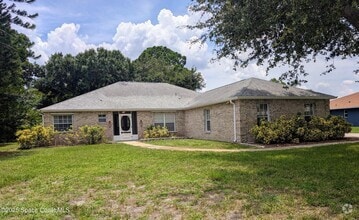Building Photo - 187 Pinta Cir