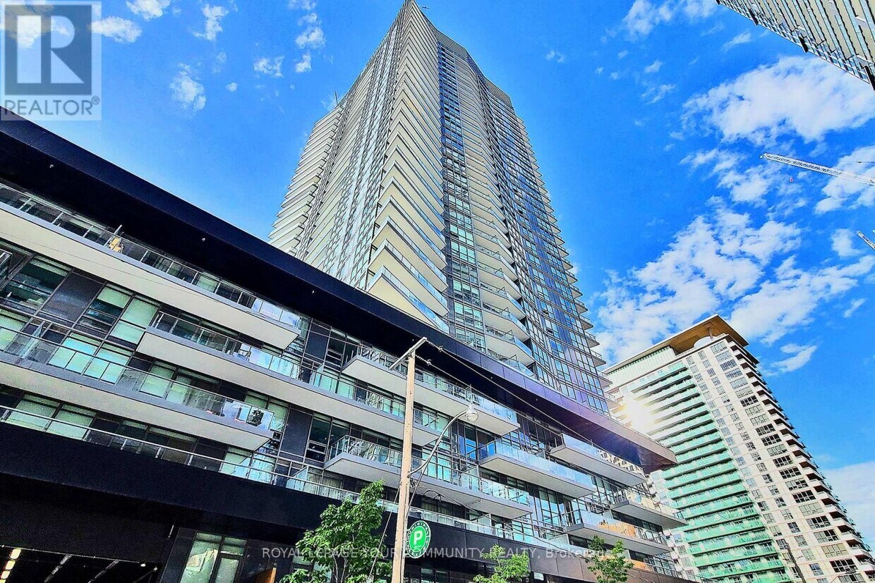 Photo principale - 30-1430 Roehampton Ave