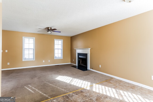 Building Photo - 419 Ivy Crest Dr