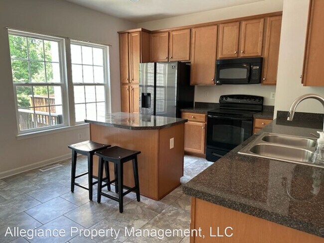 Building Photo - 3 br, 2.5 bath House - 8063 Belton Cir