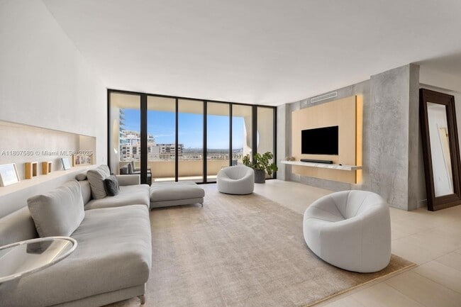 Photo - 10205 Collins Ave Apartment