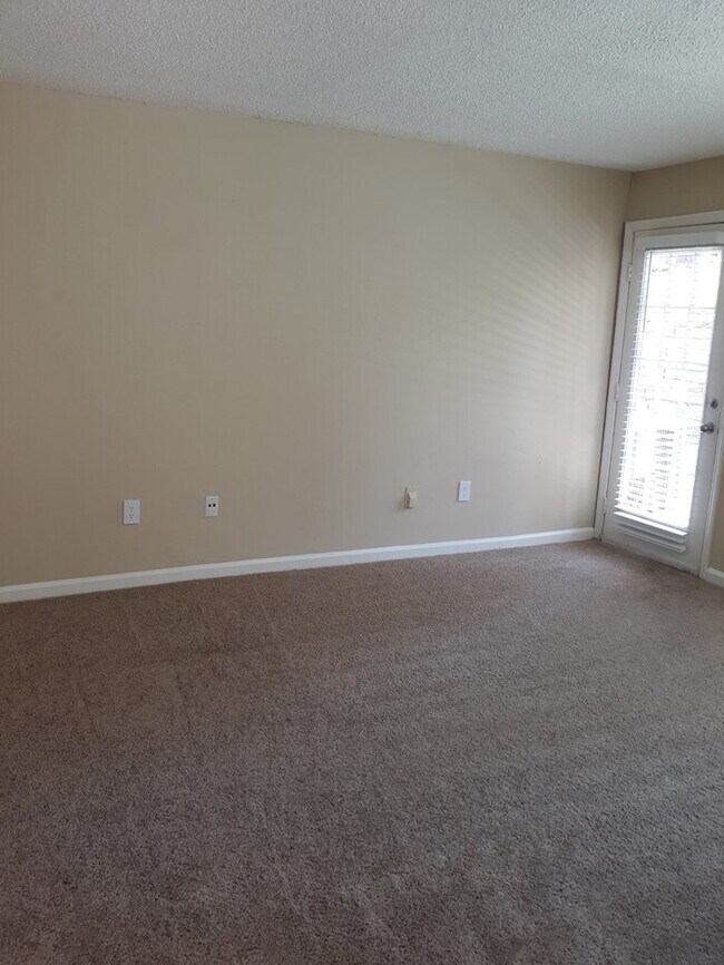 Foto del edificio - 10311 Willow Bend Cir