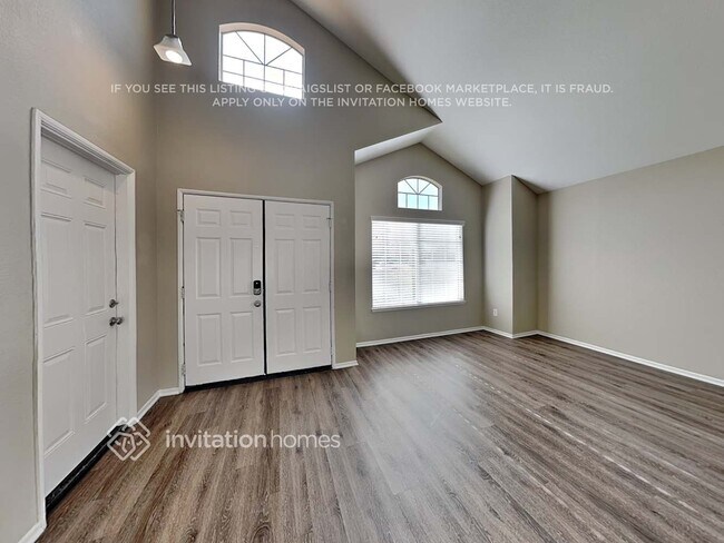 Foto del edificio - 24808 Half Dome Ct