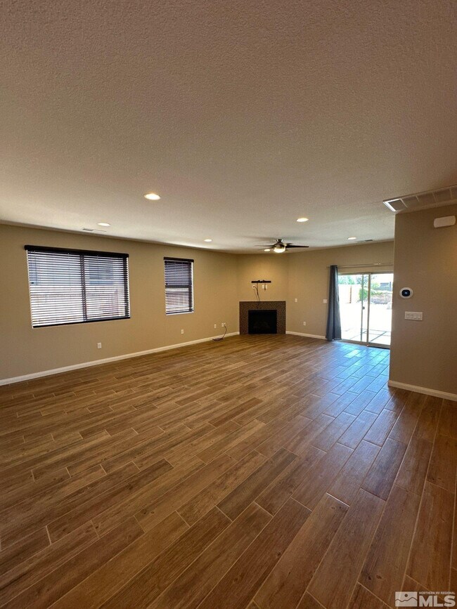 Building Photo - 6016 Barrett Ct
