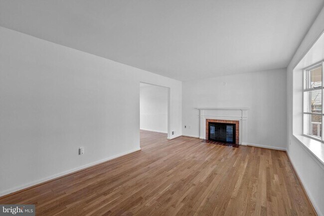 Foto del edificio - 5505 Avon Ct