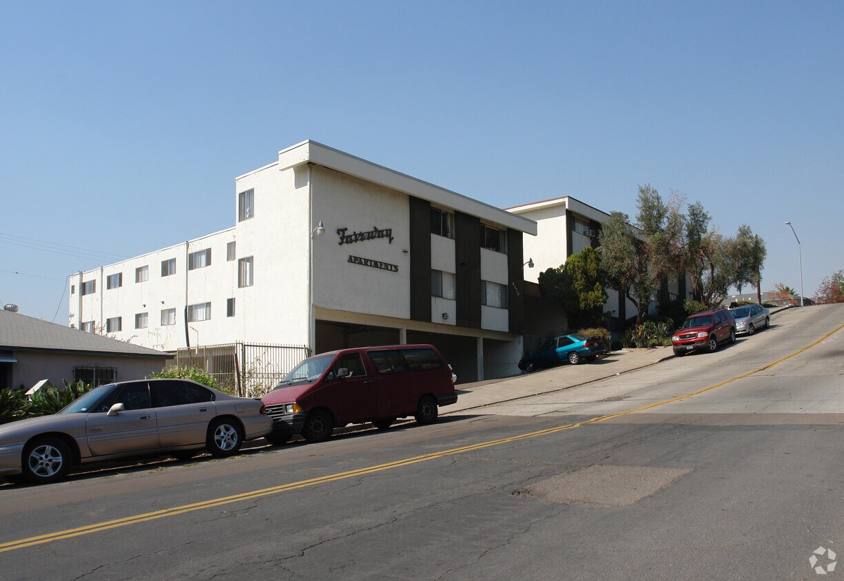 Primary Photo - Fairway Apartments