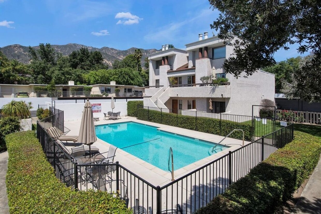 Foto principal - 2660 Lake Ave
