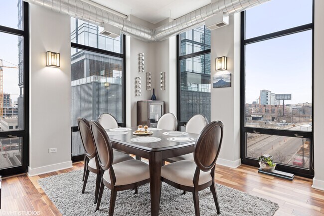 Foto del edificio - 740 W Fulton St