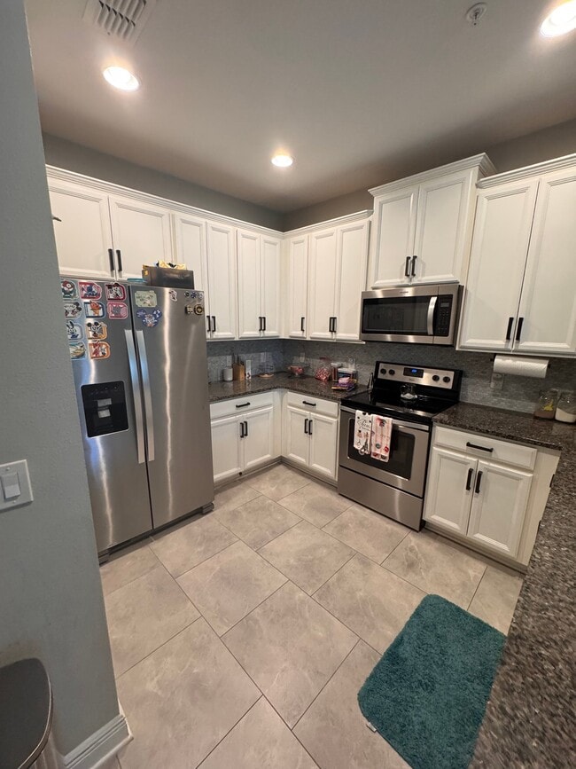 Building Photo - 15254 Sunrise Grove Ct