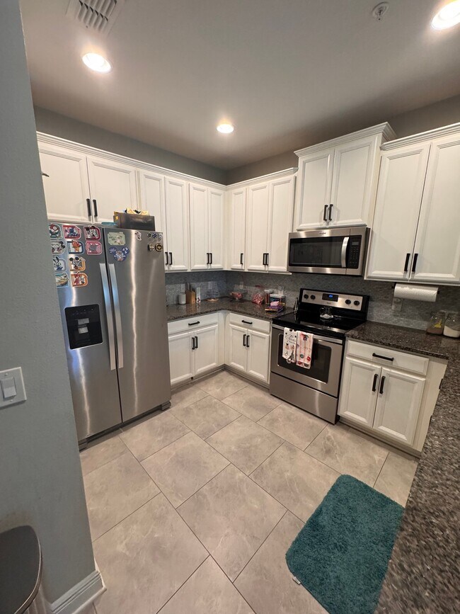 Foto del edificio - 15254 Sunrise Grove Ct