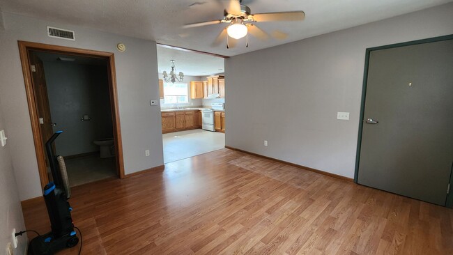 Foto del edificio - 213 Coon Prairie Rd