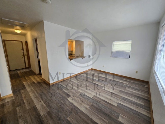 Foto del edificio - Very cute, move in ready 2 bed 1 bath!