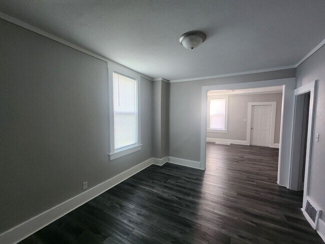 Foto del edificio - 307 E 22nd St