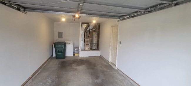 Foto del edificio - 277 Lakewood Dr