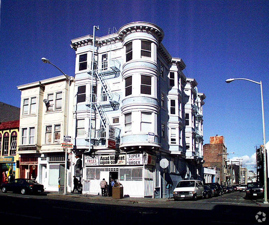 Building Photo - 227-229 9th St