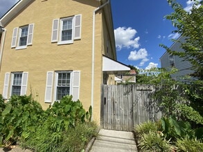 Building Photo - 1115 Winchester St