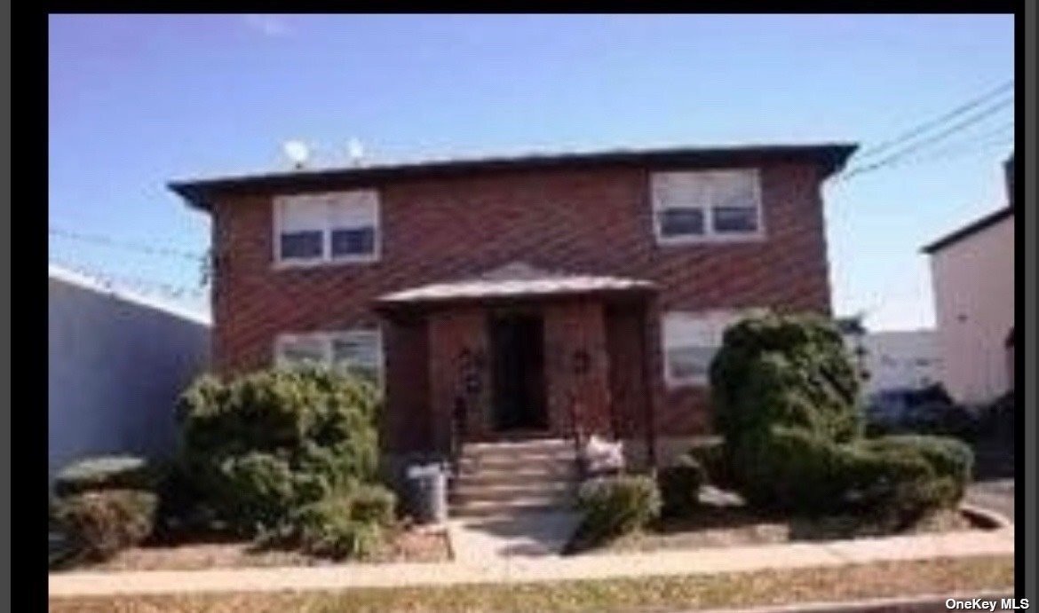 Primary Photo - 45 Benedict Ave