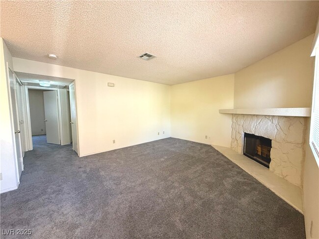 Building Photo - 7961 Lions Rock Way