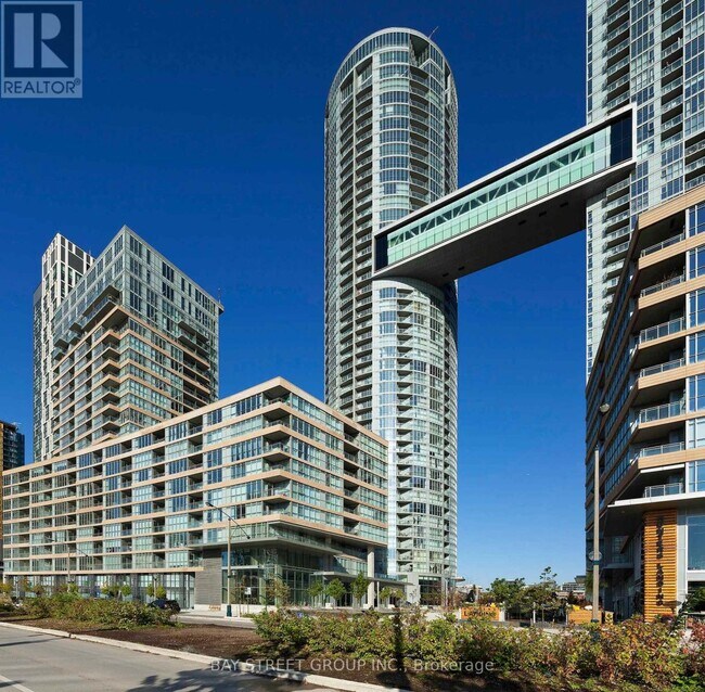 Building Photo - 21 Iceboat Terr