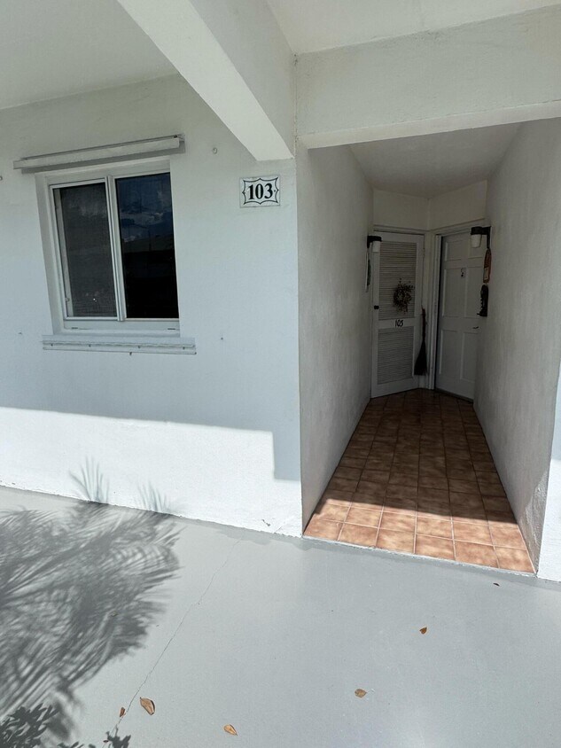 Foto principal - 5 Westwood Ave