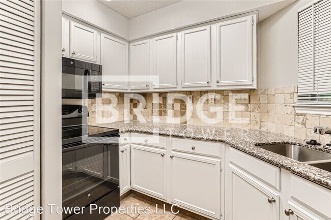 Foto del edificio - 1 br, 1 bath House - 16301 Ledgemont Lane-269