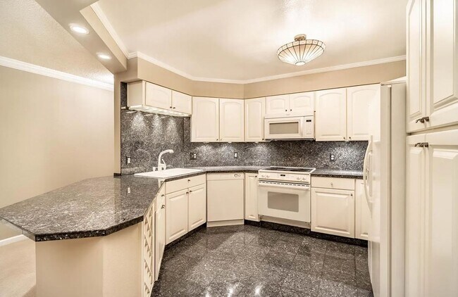 Photo - 1625 Larimer St Townhome