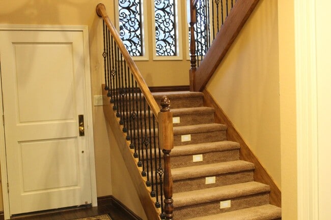 Building Photo - 2 bedroom Golf course Condo