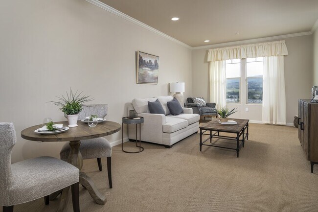 Building Photo - Turnkey Retirement Apartment!