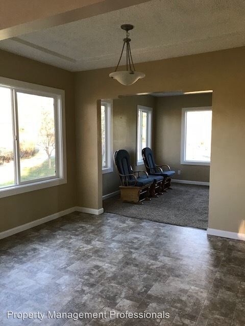 Foto del edificio - 2868 Woodland Park Rd