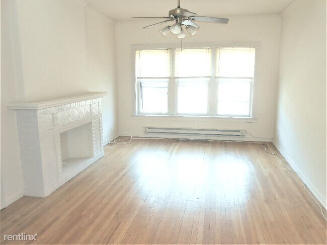 Building Photo - 1 br, 1 bath Apartment - 1313 Oak K3 Unit K3