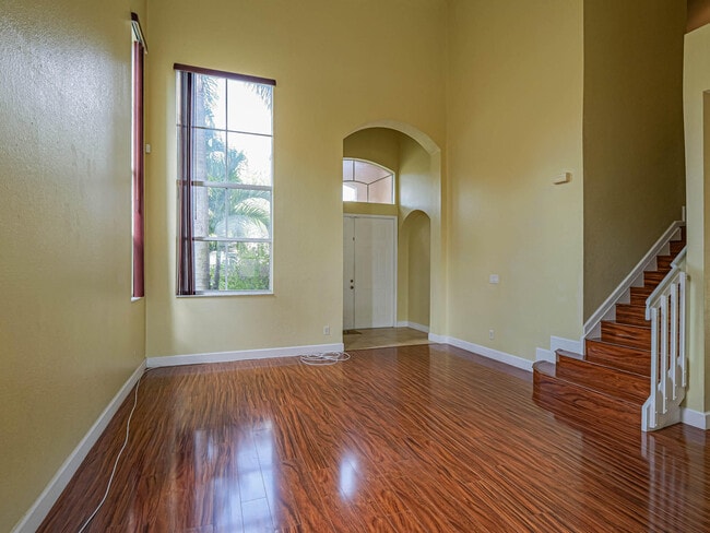 Foto del edificio - 5648 Spanish River Rd