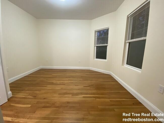 Photo - 4.0 bedroom in Somerville Massachusetts 02143 Apartment