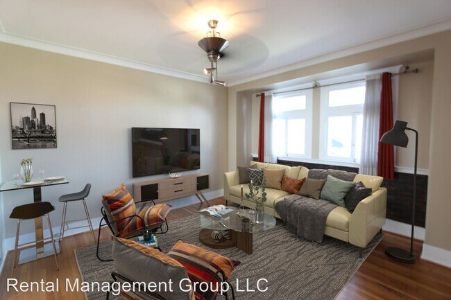 Building Photo - 1300 20th St S