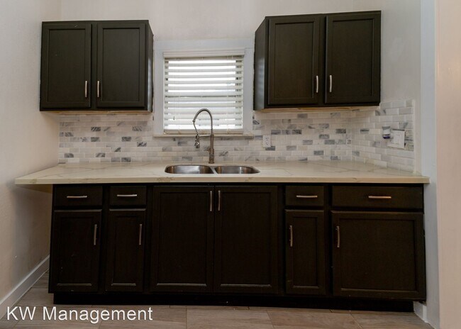 Building Photo - 2 br, 1 bath House - 1290 Euclid St.