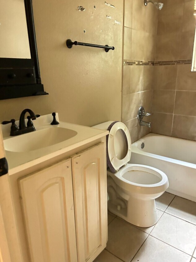 Foto del edificio - 2834 Essex St