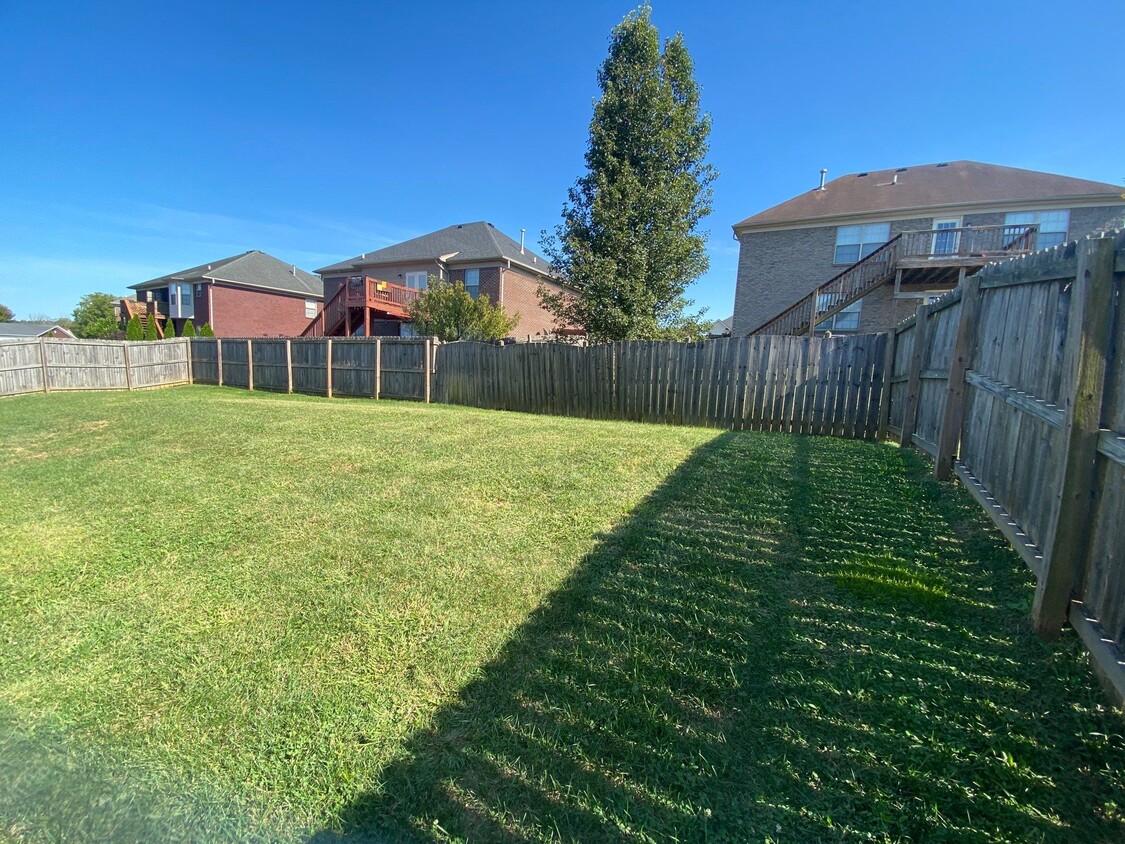 Building Photo - 420 Berger Farm Dr